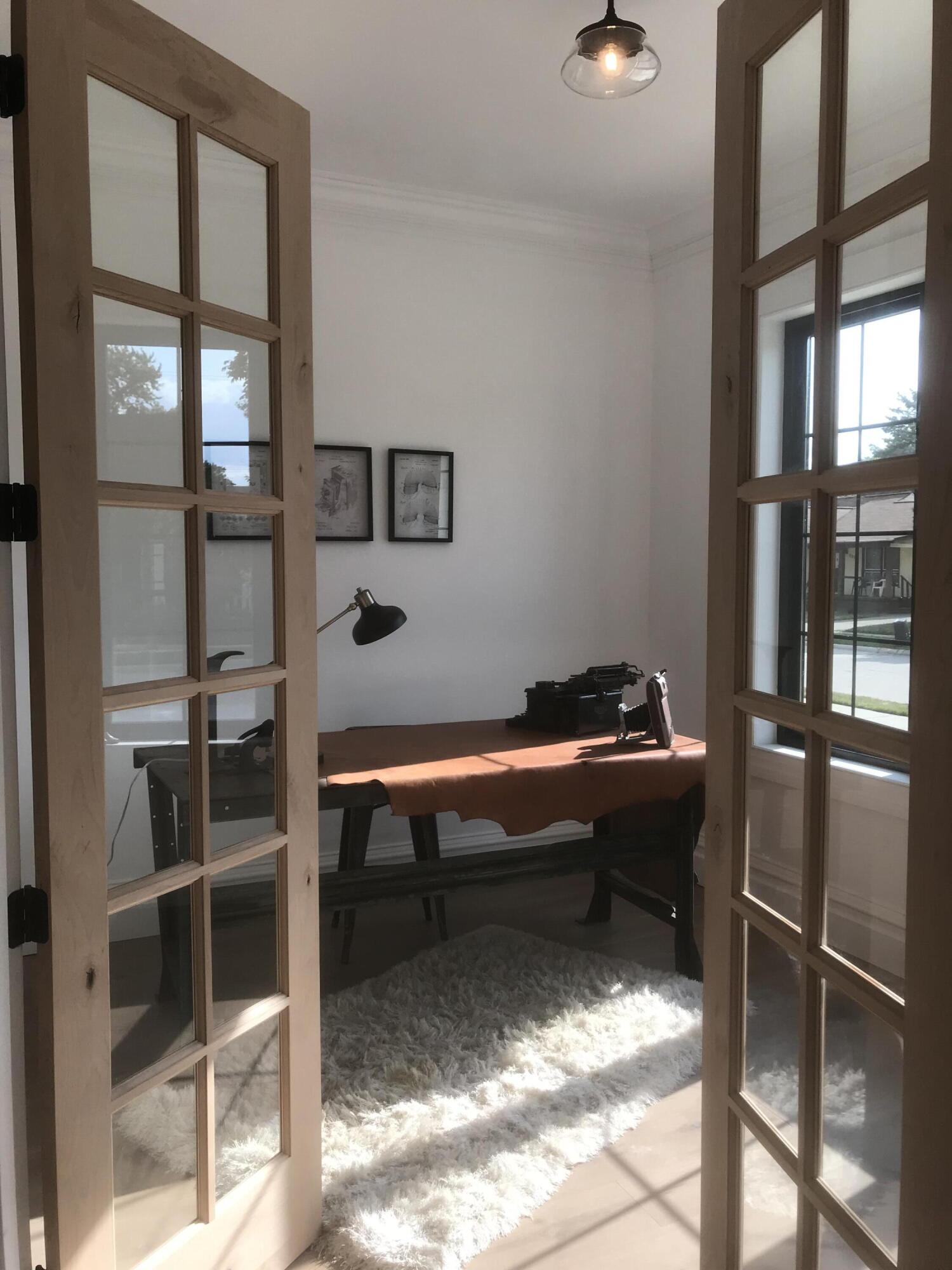 2006 Watkins Lake Road Waterford, MI 48328 - Photo 18 of 33 Office2