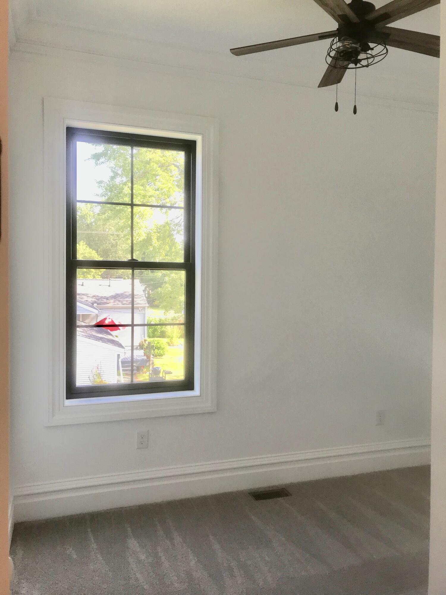 2006 Watkins Lake Road Waterford, MI 48328 - Photo 32 of 33 Bed2