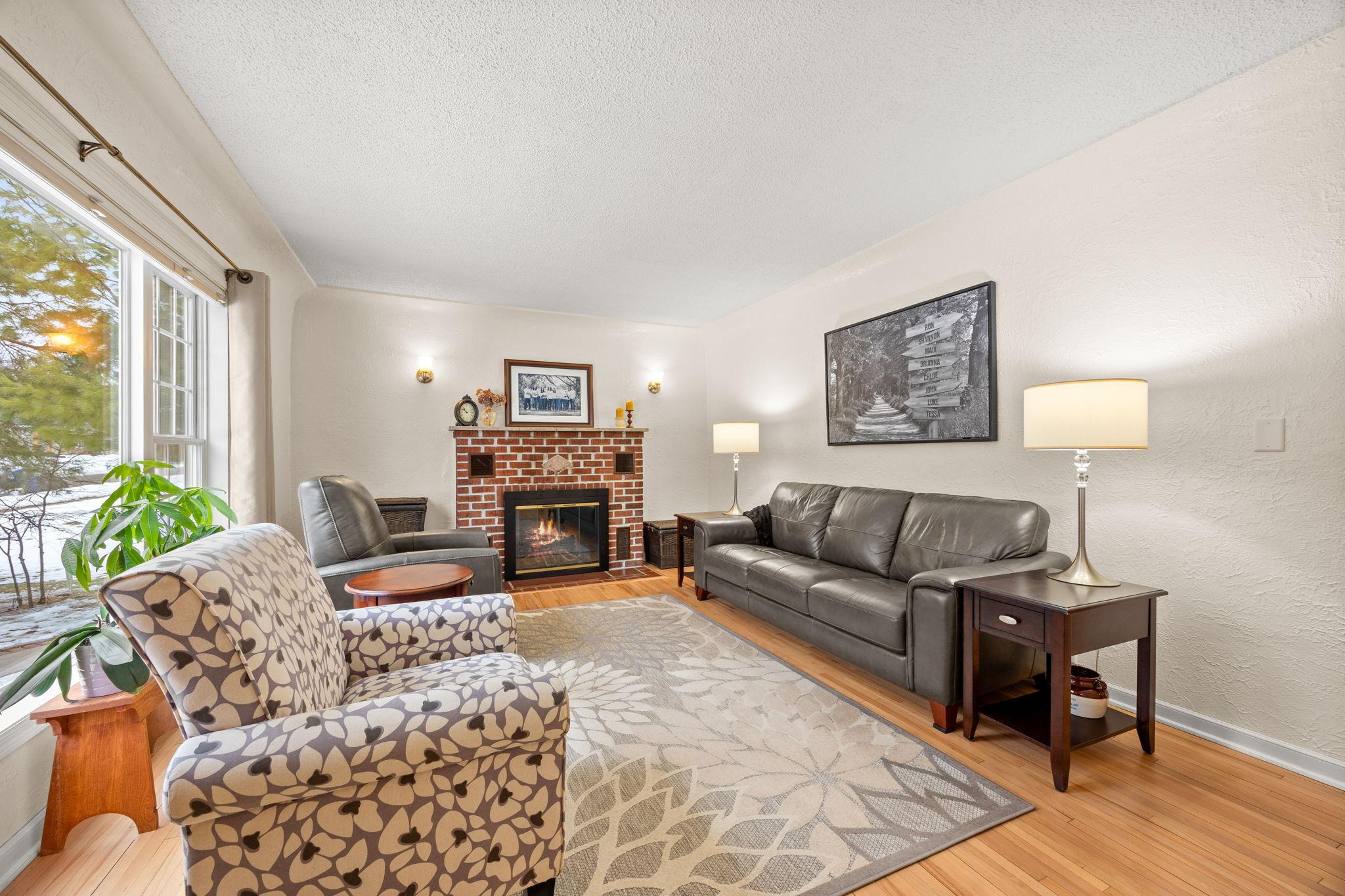 113 3rd Street South Delano, MN 55328 - Photo 3 of 33