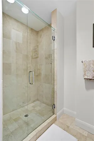 $25,000 | 450 Knights Run Avenue, Unit 1801, Tampa, FL 33602