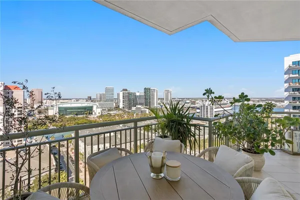 $25,000 | 450 Knights Run Avenue, Unit 1801, Tampa, FL 33602