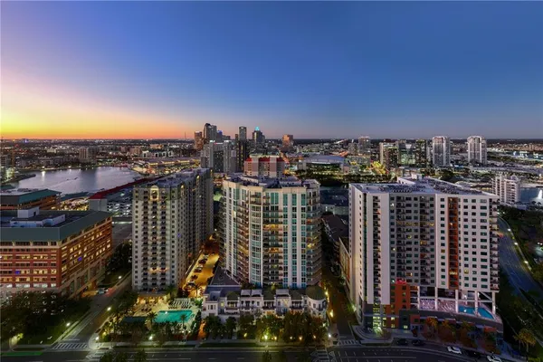 $25,000 | 450 Knights Run Avenue, Unit 1801, Tampa, FL 33602