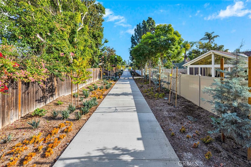 14682 Emerywood Road Tustin, CA 92780 - Photo 29 of 32 Tustin Meadows Community