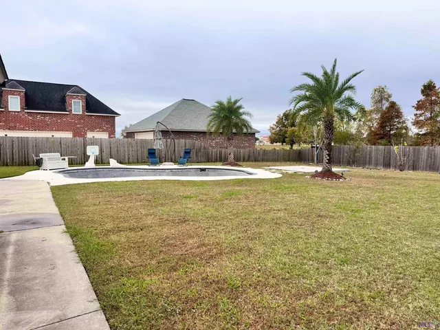 $499,900 | 6549 Clark Plantation Drive, Gonzales, LA 70737
