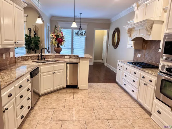$465,000 | 6549 Clark Plantation Drive, Gonzales, LA 70737