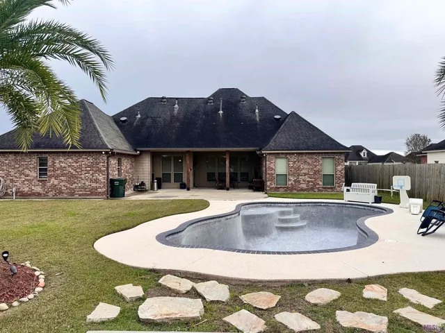 $499,900 | 6549 Clark Plantation Drive, Gonzales, LA 70737