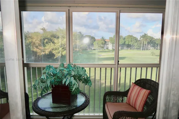 $308,800 | 701 Southwest 128th Avenue, Unit 401F, Pembroke Pines, FL 33027