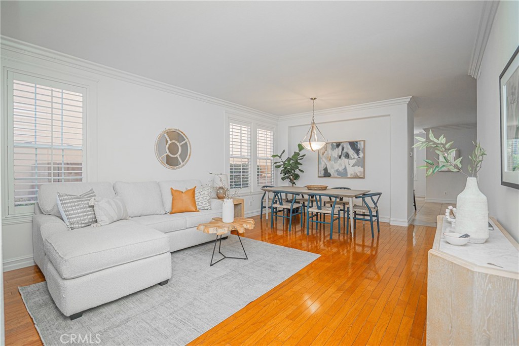 17 Mt Vernon Irvine, CA 92620 - Photo 3 of 25 a living room with furniture and a table