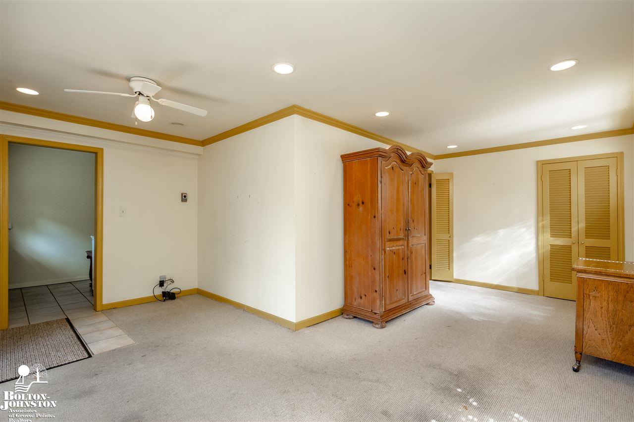 1231 Torrey Road Grosse Pointe Woods, MI 48236 - Photo 16 of 41