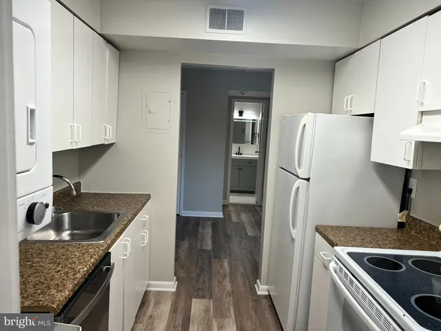 $1,695 | 6928 Hanover Parkway, Unit 2, Greenbelt, MD 20770