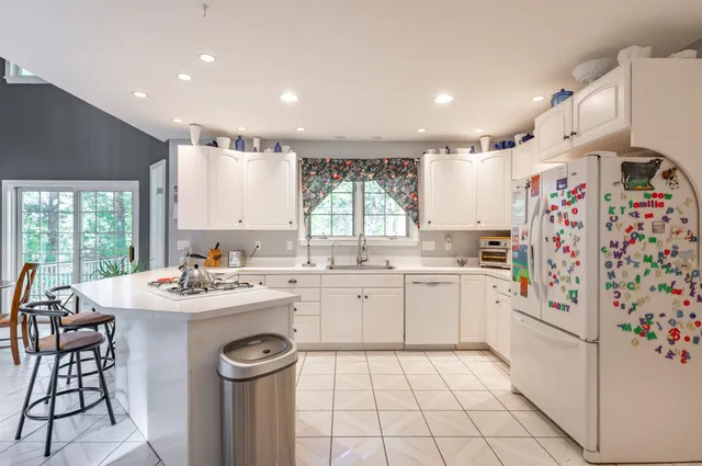 $1,950,000 | 12 Leclair Drive, Hudson, NH 03051