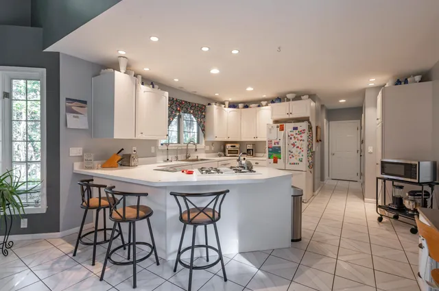 $1,950,000 | 12 Leclair Drive, Hudson, NH 03051