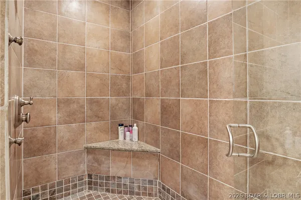 $2,869,000 | Undisclosed Address, Sunrise Beach, MO 65079
