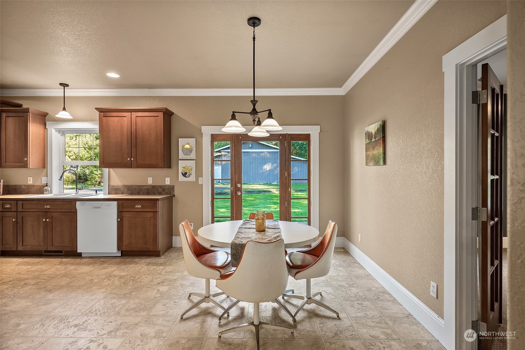 5416 Johnson Point Road Northeast Olympia, WA 98516 - Photo 14 of 40 Gallery Image 14