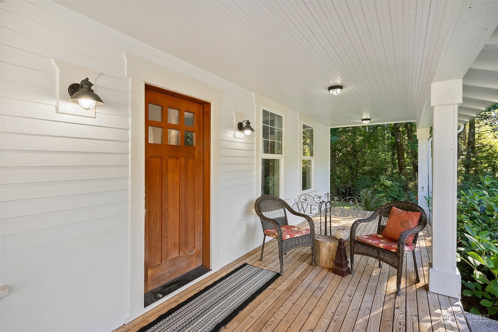 5416 Johnson Point Road Northeast Olympia, WA 98516 - Photo 4 of 40 Gallery Image 4