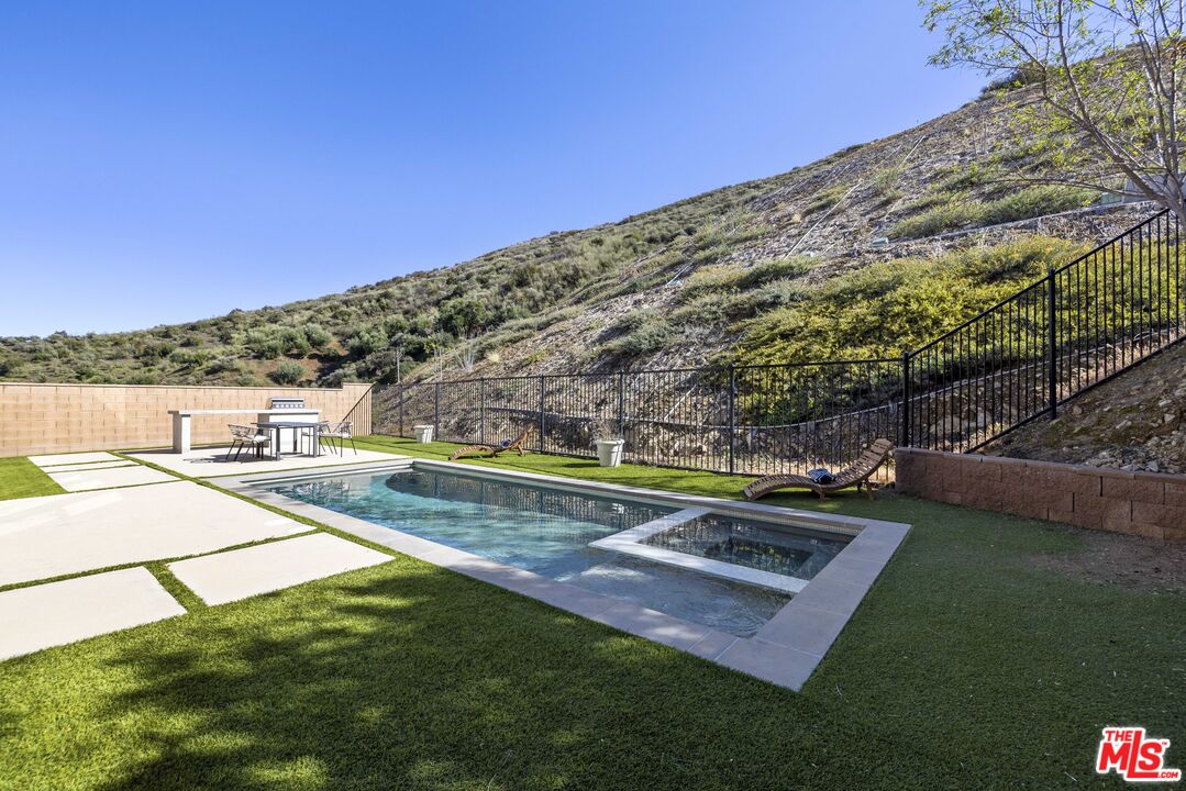 24220 Sterling Ranch Road West Hills, CA 91304 - Photo 48 of 60