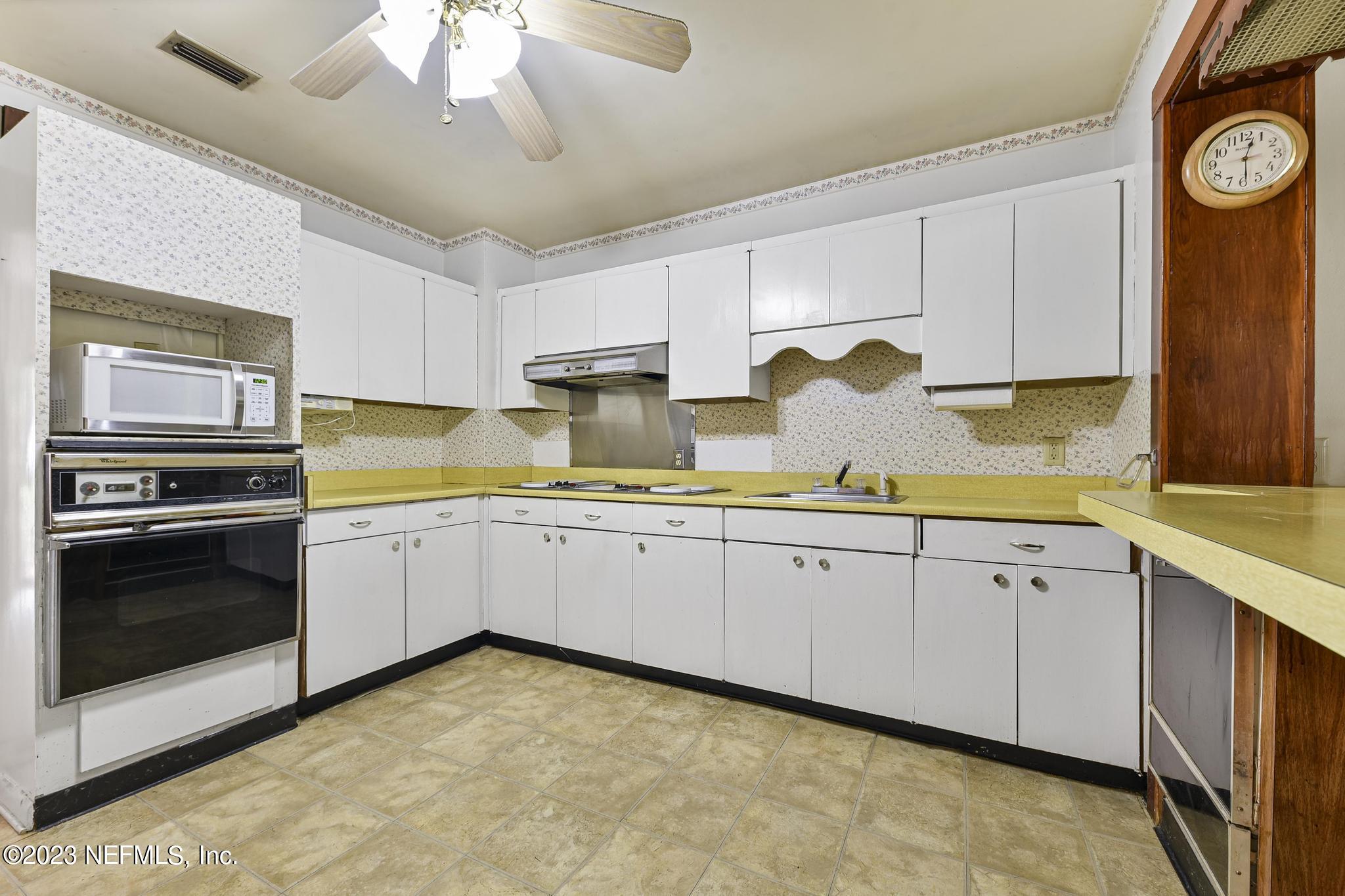 8321 Herlong Road Jacksonville, FL 32210 - Photo 12 of 25 WT8323-10