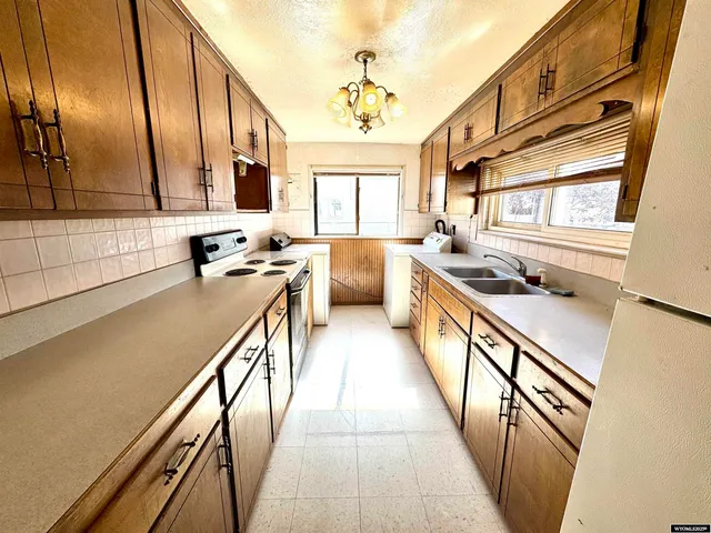 $182,500 | 601 South Spruce Street, Laramie, WY 82072