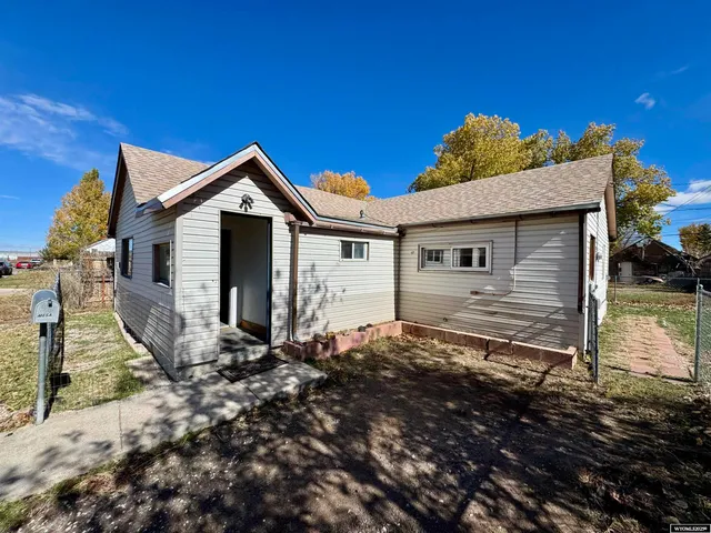 $182,500 | 601 South Spruce Street, Laramie, WY 82072