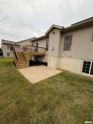 $3,500 | 2625 East 56th Court, Davenport, IA 52807