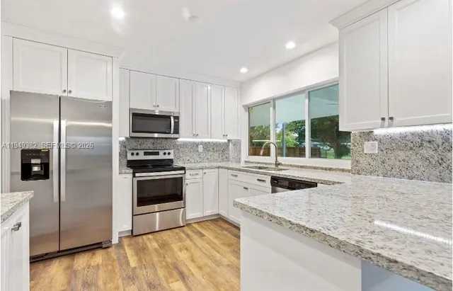 $4,950 | 17220 Southwest 83rd Court, Palmetto Bay, FL 33157