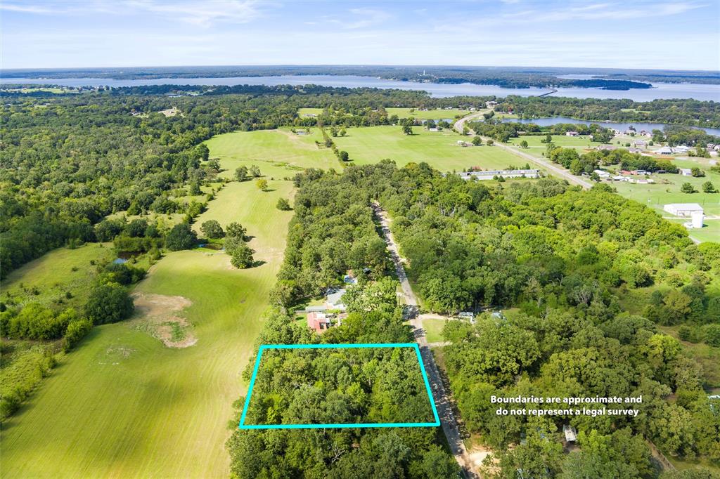 3333 County Road 3333 Emory, TX 75440 - Photo 5 of 22 a view of an interior of the house