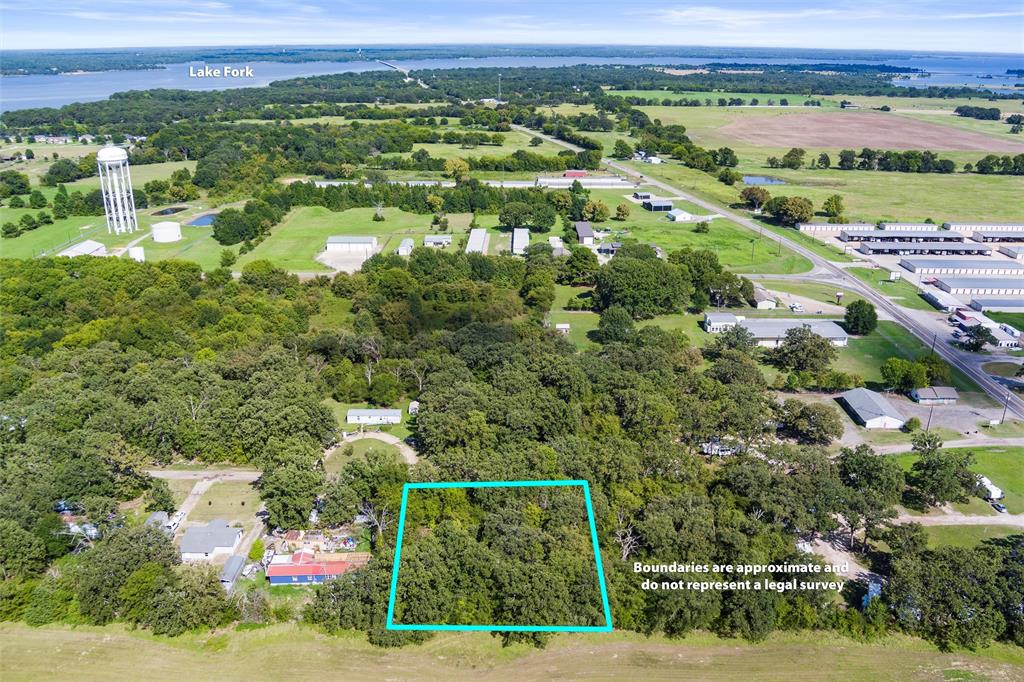 3333 County Road 3333 Emory, TX 75440 - Photo 6 of 22 a view of a city