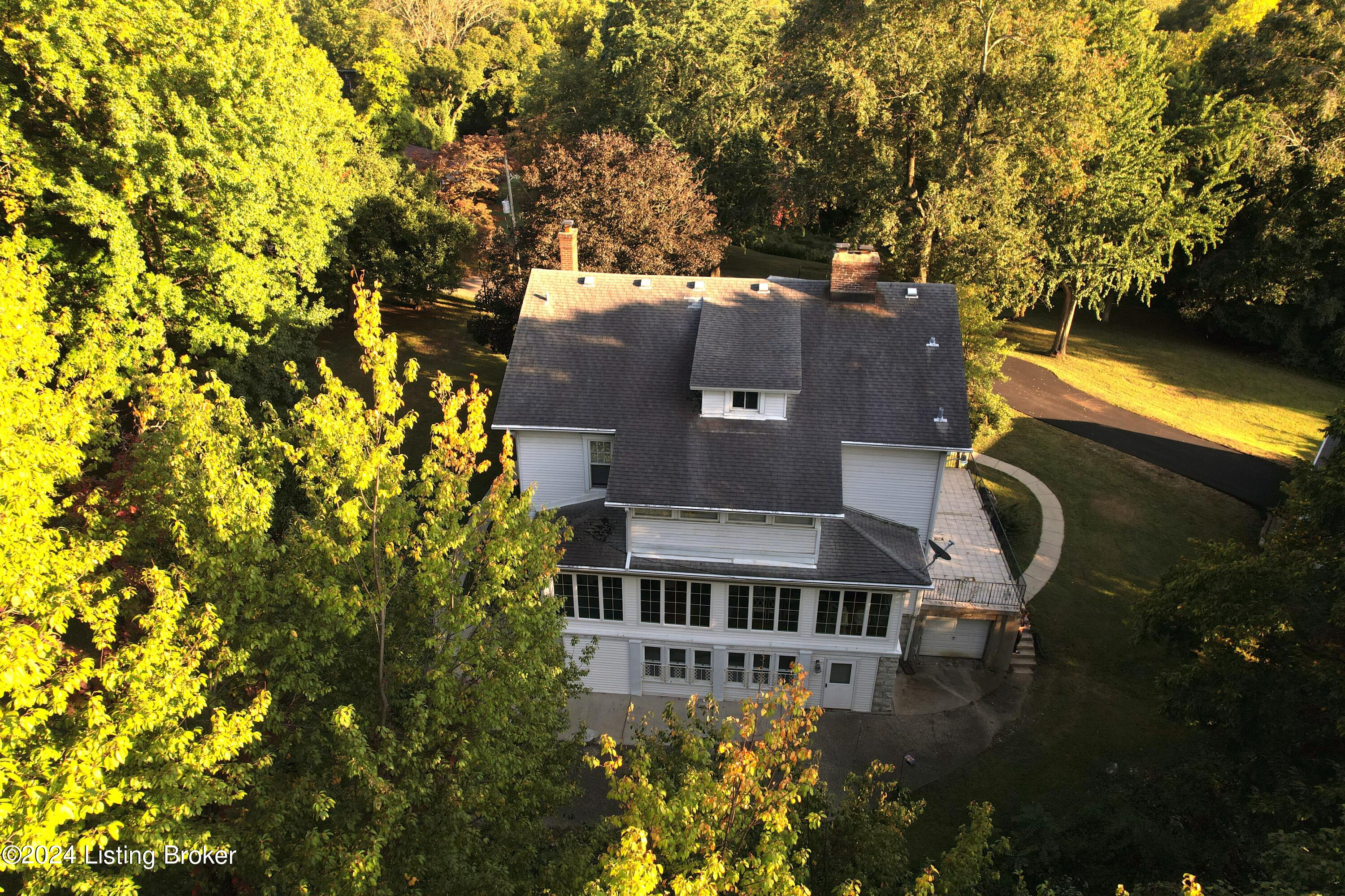 60 Warren Road Louisville, KY 40206 - Photo 3 of 65 12