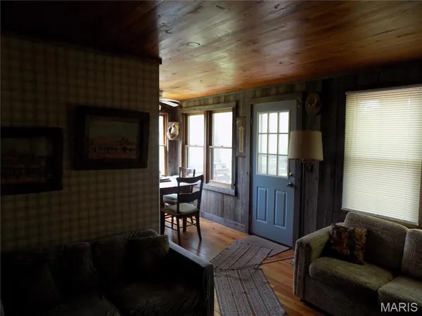 $985,000 | 1826 County Road 372, Annapolis, MO 63620