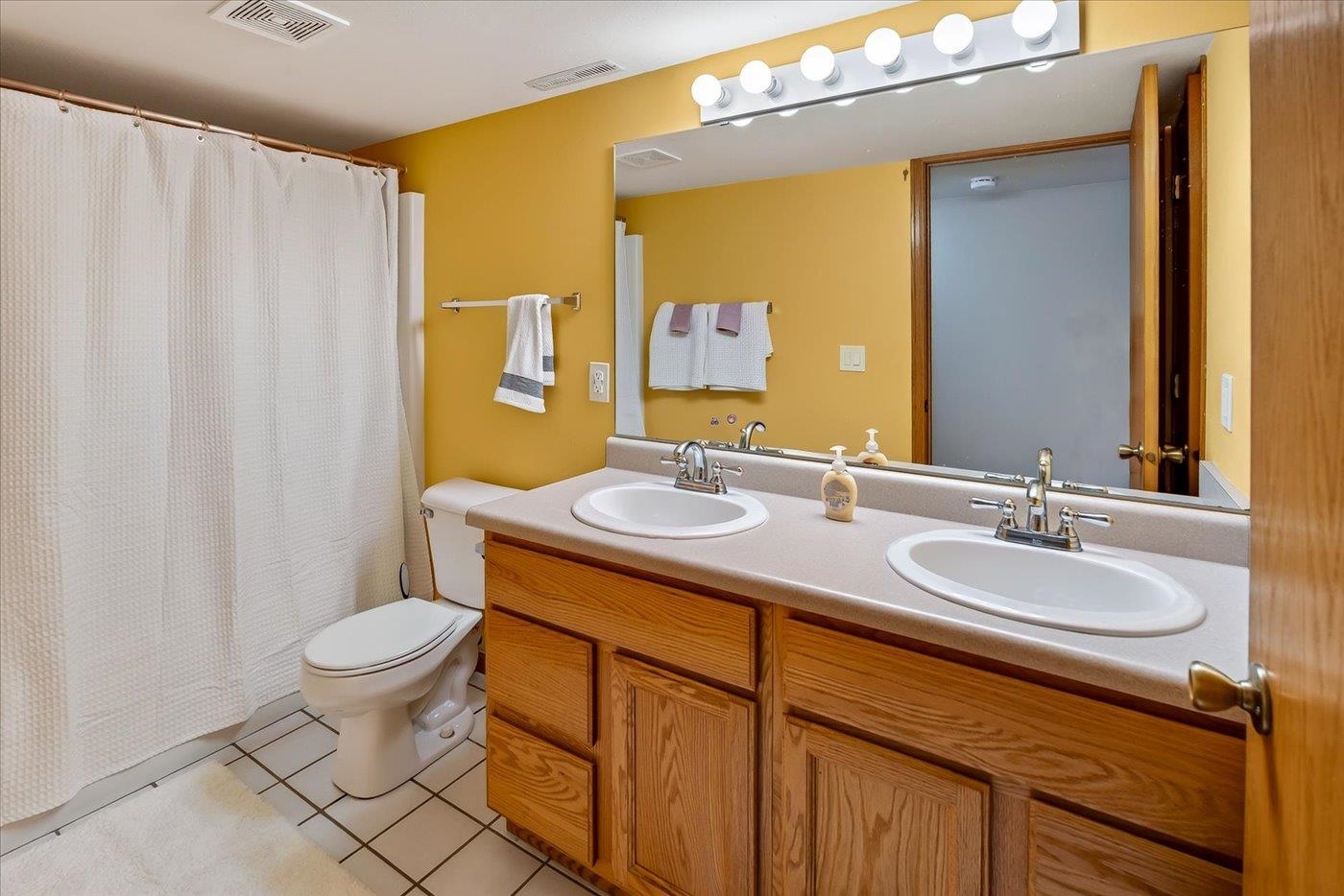 6209 Adobe Way Madison, WI 53719 - Photo 40 of 65 Gallery Image 40