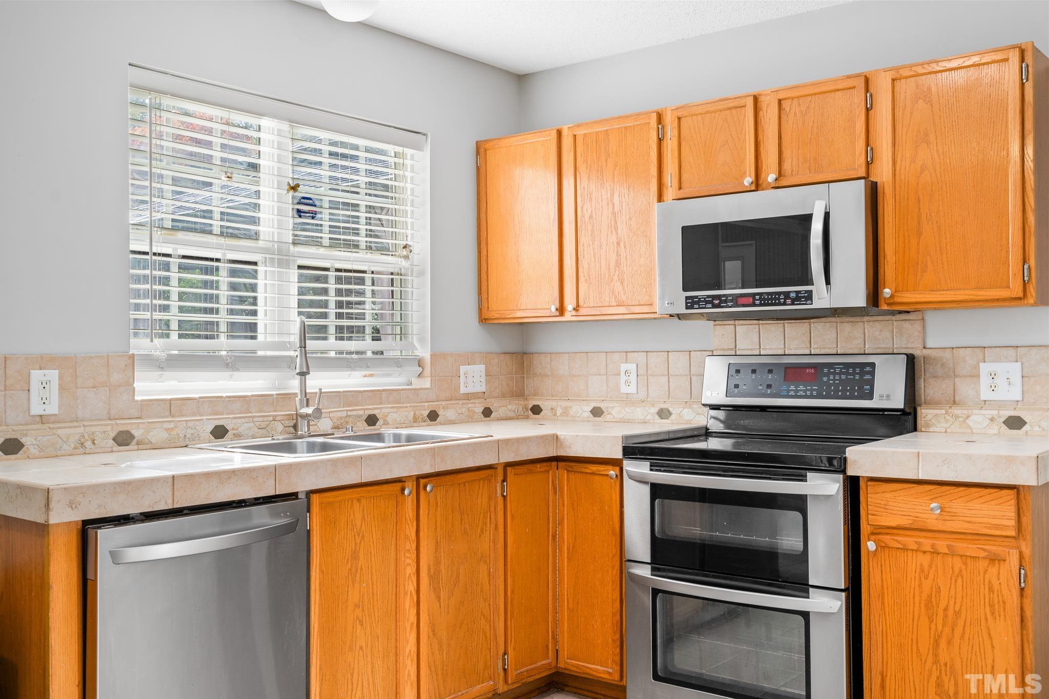 4901 Cardinal Grove Boulevard Raleigh, NC 27616 - Photo 14 of 36 Gallery Image 14