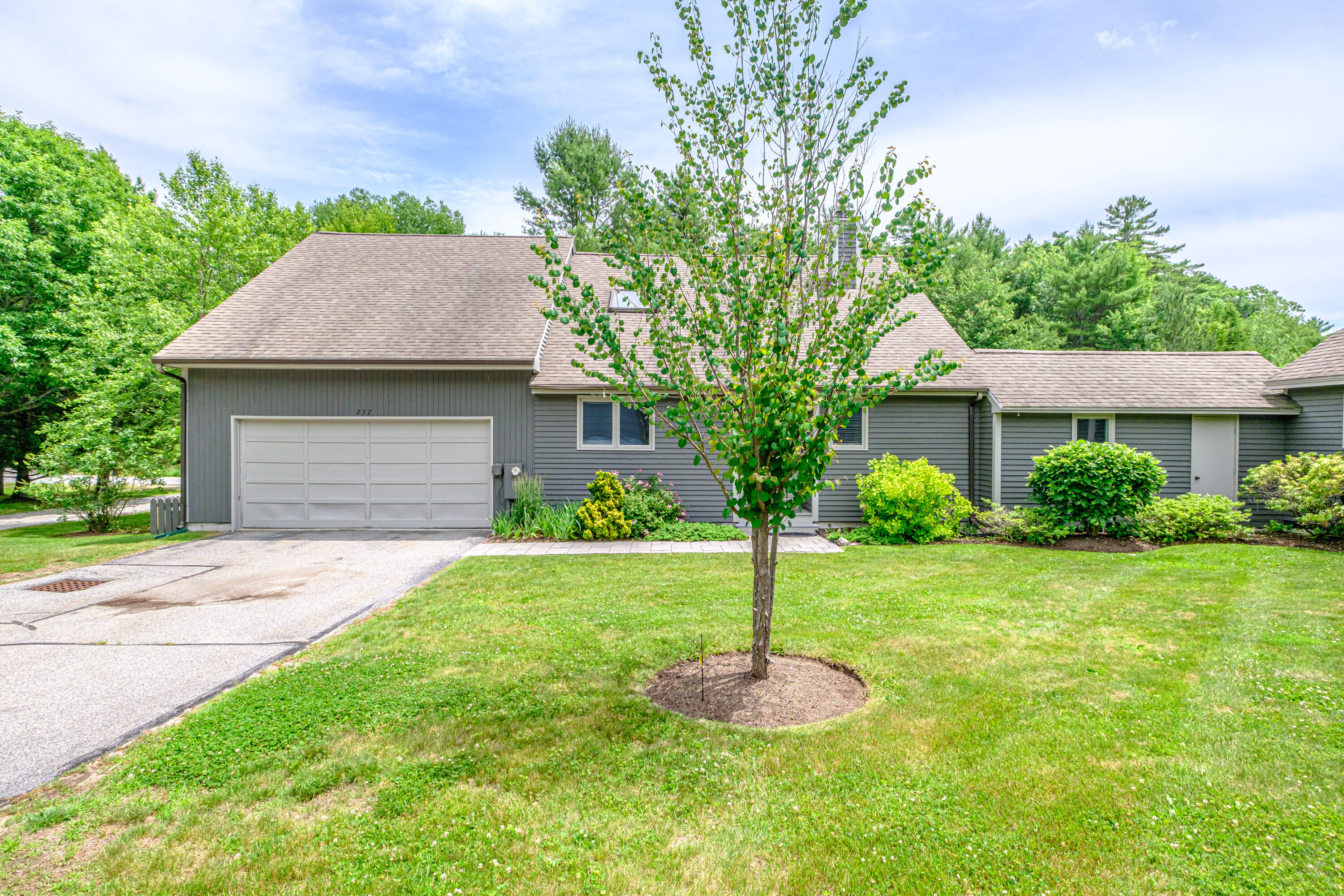 232 Bluff Road, Unit 232 Yarmouth, ME 04096 - Photo 2 of 69 Front Yard