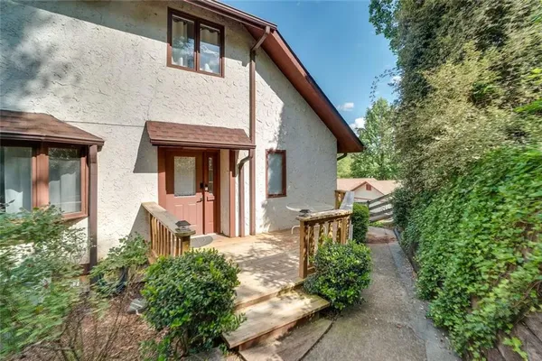 $539,900 | 327 Brucken Strasse, Unit 311, Helen, GA 30545