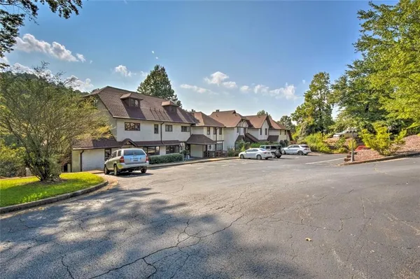 $539,900 | 327 Brucken Strasse, Unit 311, Helen, GA 30545