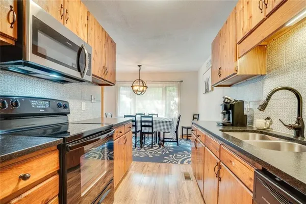 $539,900 | 327 Brucken Strasse, Unit 311, Helen, GA 30545