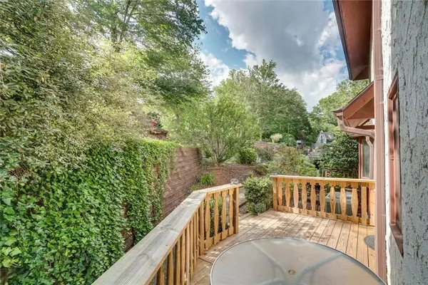 $539,900 | 327 Brucken Strasse, Unit 311, Helen, GA 30545