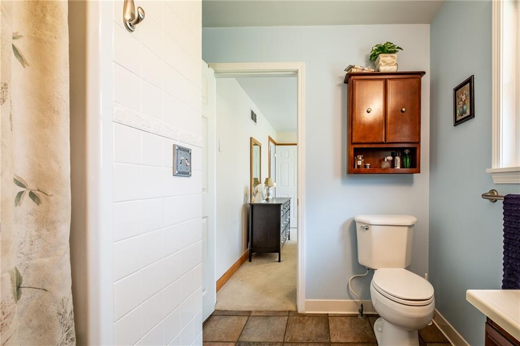 7129 4 Mile Ridge Road Nashville, IN 47448 - Photo 14 of 58