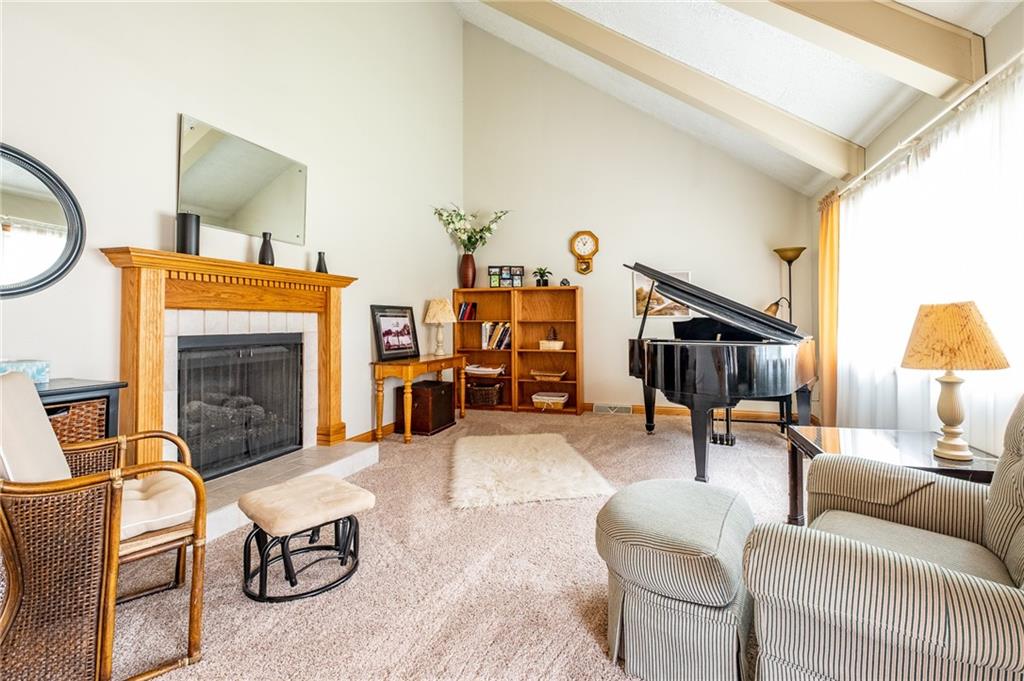 7129 4 Mile Ridge Road Nashville, IN 47448 - Photo 6 of 58