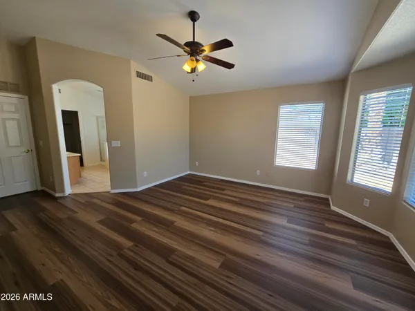 $2,400 | 1074 East Cathy Drive, Gilbert, AZ 85296