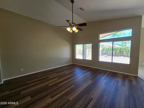 $2,400 | 1074 East Cathy Drive, Gilbert, AZ 85296