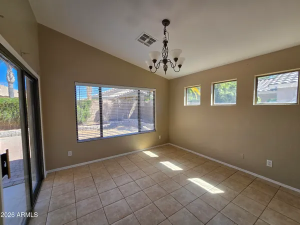 $2,400 | 1074 East Cathy Drive, Gilbert, AZ 85296