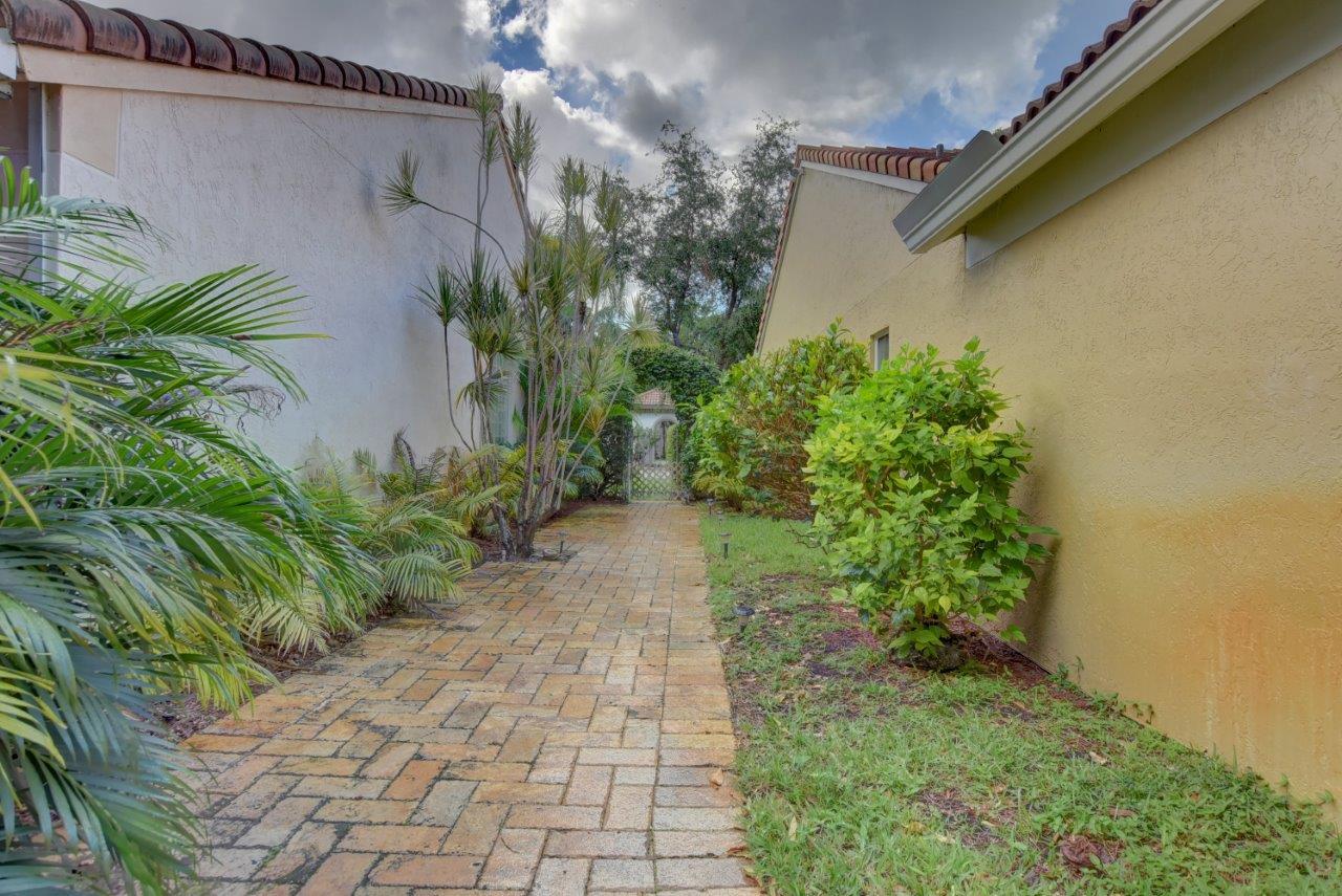 9627 Vía Emilie Boca Raton, FL 33428 - Photo 27 of 31 JS 9627 Via Emilie-27