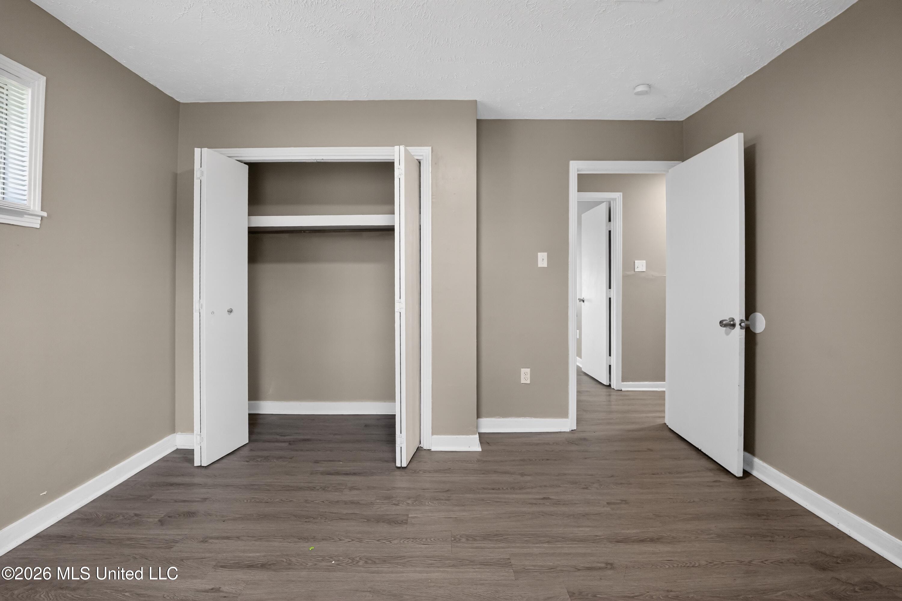 6578 Van Buren Road Jackson, MS 39213 - Photo 28 of 42 28_6578_Van_Buren_Rd-Bedroom-7279