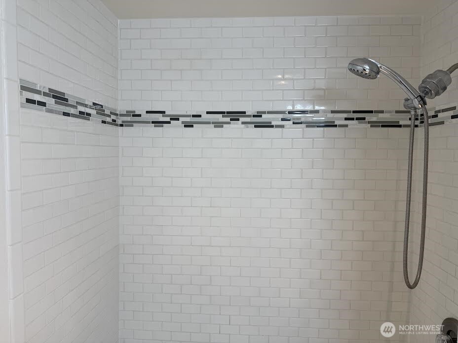 2411 South 248th Street, Unit D24 Kent, WA 98032 - Photo 14 of 21