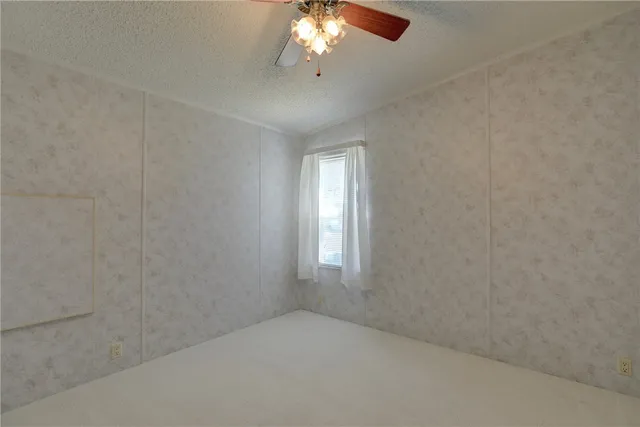 a view of empty room with window