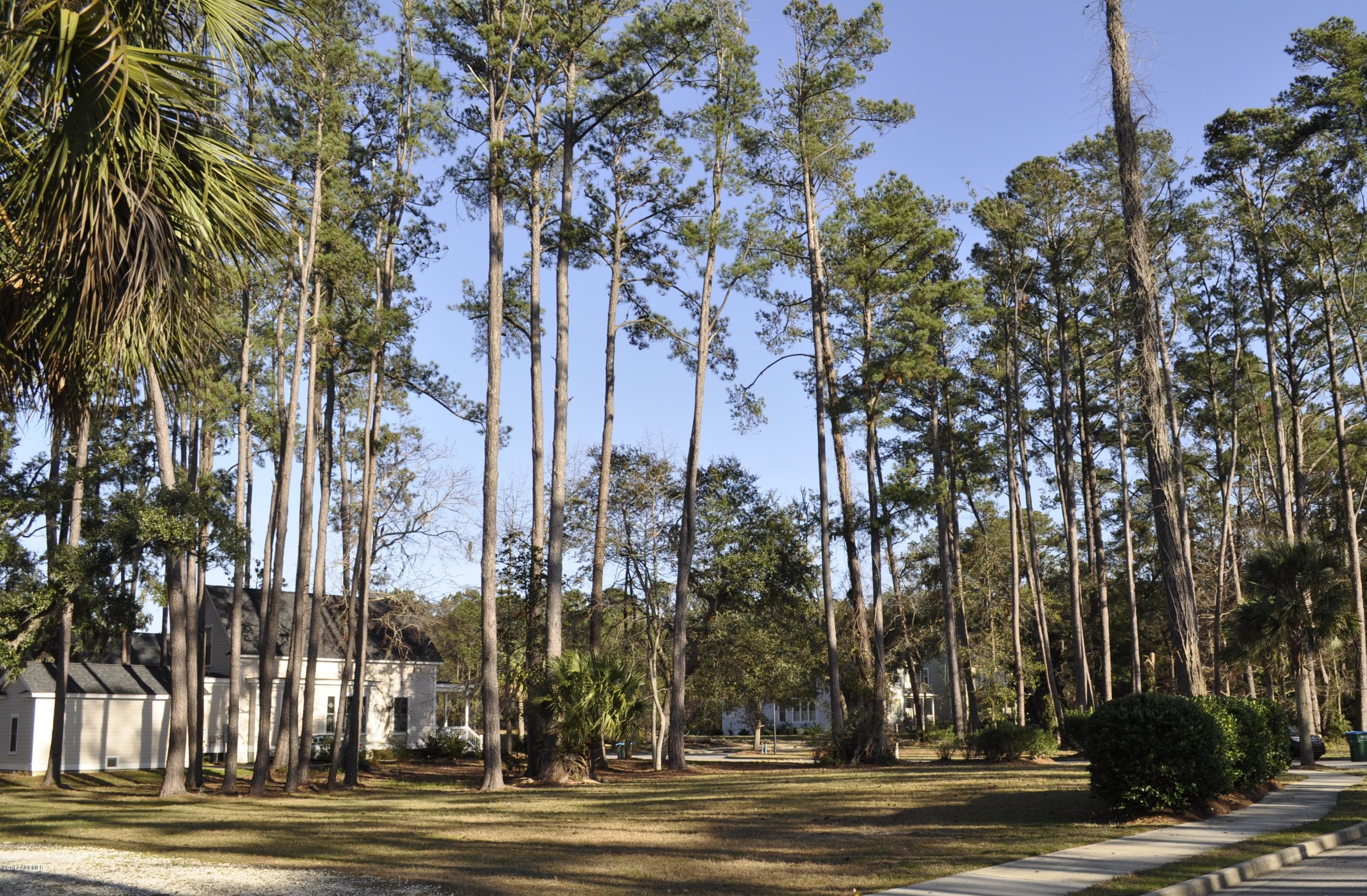 215 Willow Point Road Beaufort, SC 29906 - Photo 1 of 8 Willow Point 004