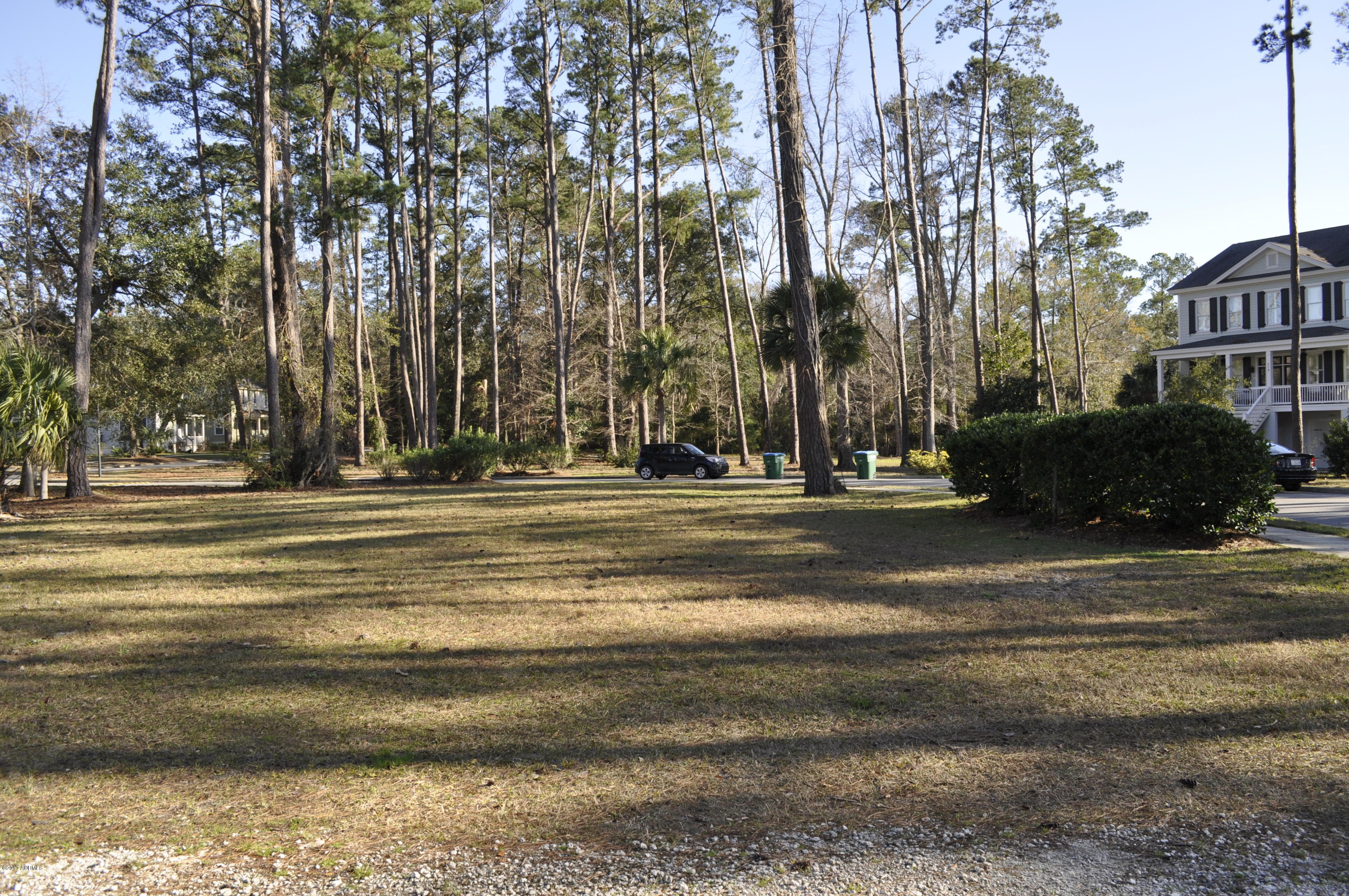 215 Willow Point Road Beaufort, SC 29906 - Photo 2 of 8 Willow Point 005