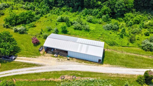 $589,900 | 23028 Blue Ridge Road, Bristow, IN 47515