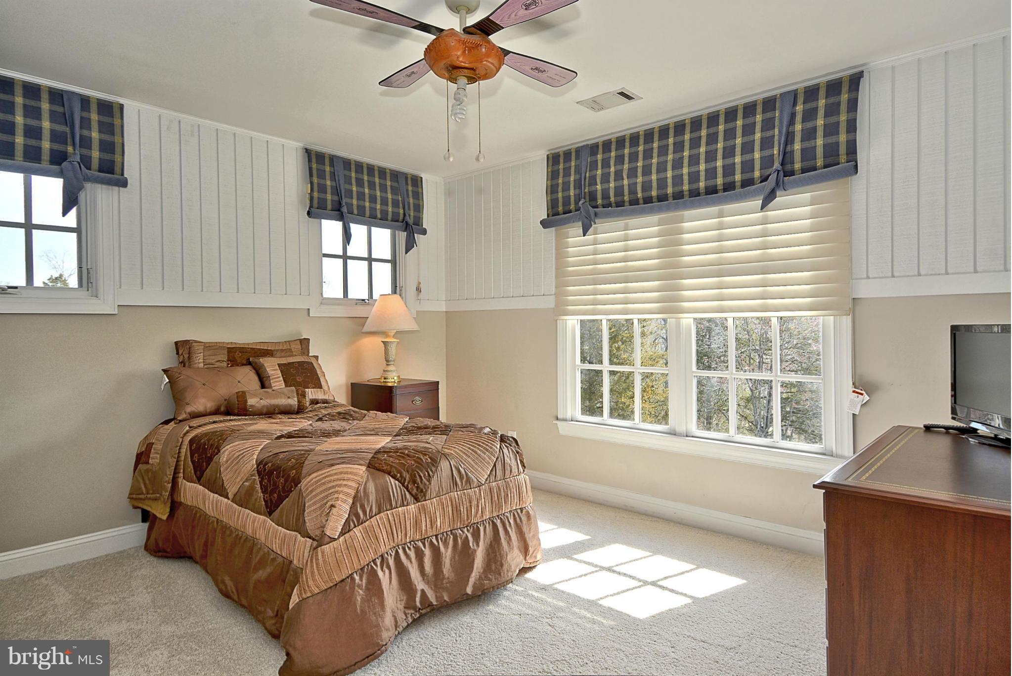13501 Esworthy Road Darnestown, MD 20874 - Photo 13 of 30 Bedroom #3