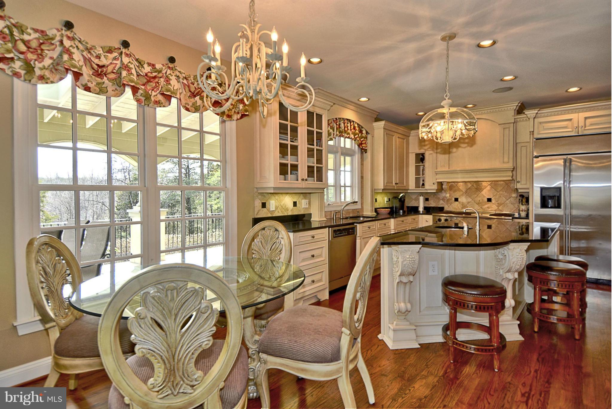 13501 Esworthy Road Darnestown, MD 20874 - Photo 6 of 30 Kitchen